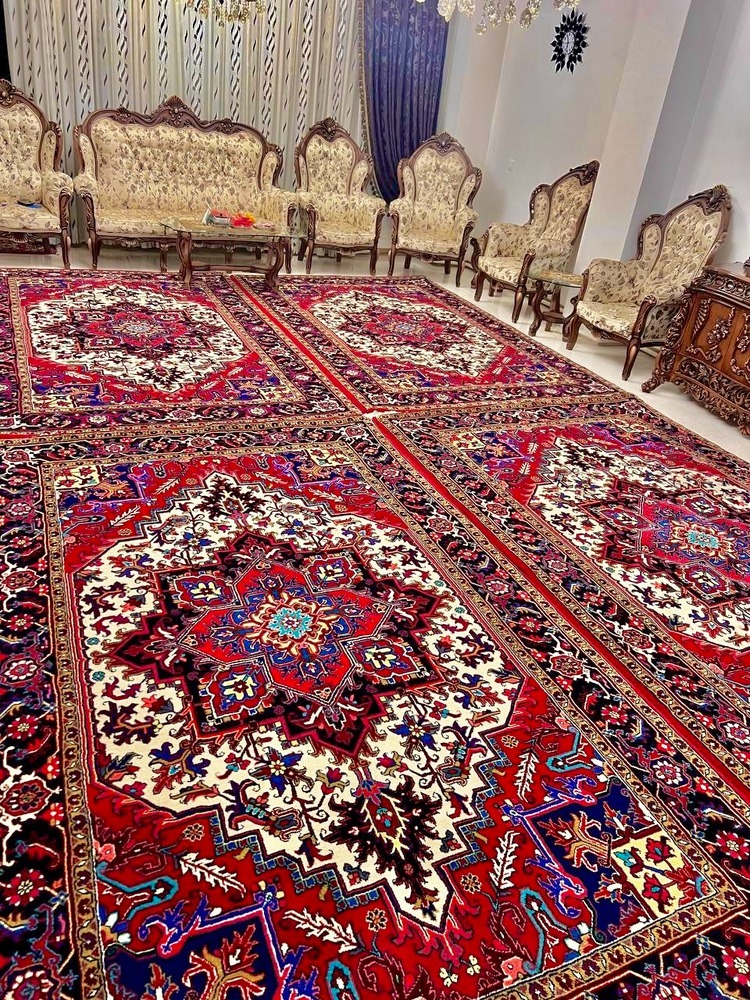 فرش دستبافت 6 متری طرح هریس زمینه کرم